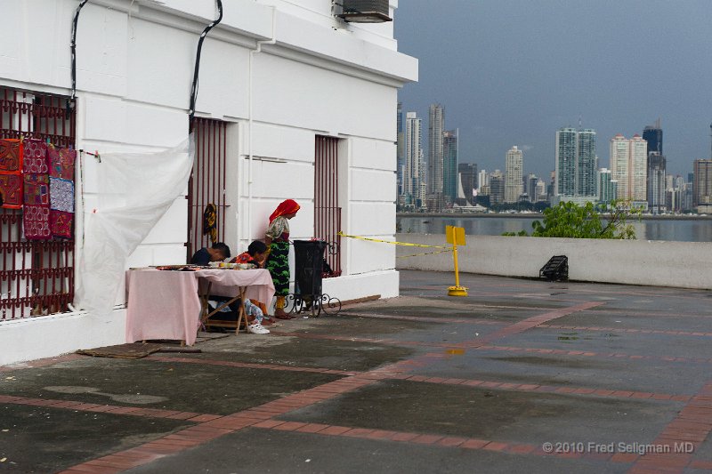 20101201_182852 D3S.jpg - Most Kuna Indians do not like to be photographed.  They are all over Panama City and the women dress in very colorful garb,  They wear yellow or orange stockings.